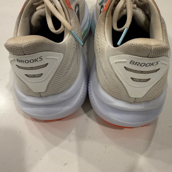 Brooks Ghost 17 Men’s Athletic Shoes - size 10.5 main image 12
